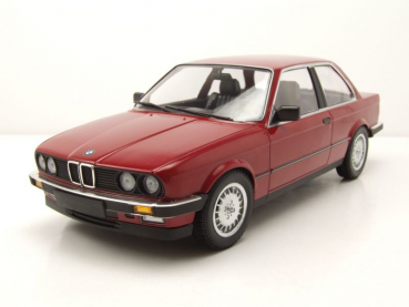 Minichamps 155026008 BMW 323i E30 1982 rot 1:18 Modellauto