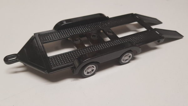 Motormax Trailer 1:43 schwarz Autoanhänger Autotransportanhänger Modellauto