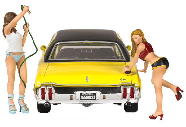 Fast Women 352 Bikini Car Wash - Rayna & Diane 1:18 - Set bestehend aus 2 Figuren