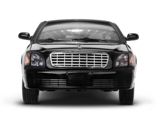 Sunstar 4231 Cadillac Deville Limousine 2004 schwarz 1:18 Modellauto