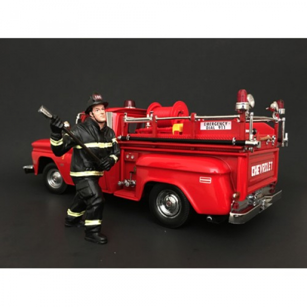 American Diorama 77461 Feuerwehr Mann mit Axt 1/1000 1:18