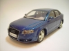 Hengdee Audi A4 2.0T 2004 (neues Modell) blau 1:18
