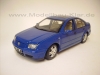 Paudimodel VW Bora 1.8T 2003 blau 1:18