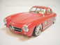 Preview: BBurago Mercedes-Benz 300 SL 1954 rot + 02-3 (umgebautes Modell) 1:18