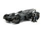 Preview: Jadatoys 253215000 Batman Justice League Batmobile 1:24 mit Figuren Modellauto