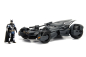 Preview: Jadatoys 253215000 Batman Justice League Batmobile 1:24 mit Figuren Modellauto