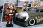 Preview: Jada Toys 253255005 Harley Quinn Figur & 1951 Mercury 1:24 Modellauto