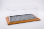 Preview: Acrylic Display Case Diorama Stone Street 1:18 30101 limited edition 1/200