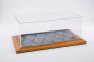 Preview: Acrylic Display Case Diorama Stone Street 1:18 30101 limited edition 1/200