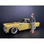 Preview: American Diorama 38316 Weekend Car Show Figure 8 - 1:24 Figur 1/1000