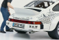 Preview: Schuco 450024900 Porsche 911 Carrera Rallye 4.0 Röhrl X 911mit Figur 1:18 Modellauto