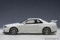 Preview: AUTOart NISSAN SKYLINE GT-R R34 2001 V-Spec II weiss 1:18 77406 Modellauto