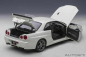 Preview: AUTOart NISSAN SKYLINE GT-R R34 2001 V-Spec II weiss 1:18 77406 Modellauto