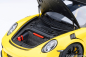 Preview: Porsche 911 991.2 GT3 RS 1:18 Weissach AUTOart 78178 gelb Modellauto