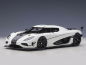 Preview: AUTOart 79021 Koenigsegg Agera RS weiss Carbon Black 1:18 Modellauto