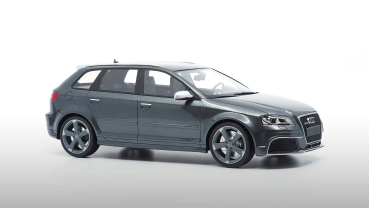 DNA AUDI RS3 8P SPORTBACK 1:18 daytona grau limitiert 1/299 Modellauto