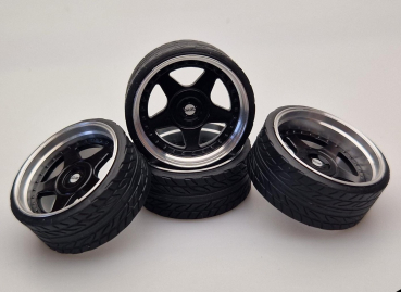 Preview: SD Felgen 19 Zoll "ALU" OZ Futura schwarz 34mm 1:18 Modellauto Tuning