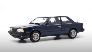 DNA Volvo 780 1986-1991 blue pearl metallic 1:18  limitiert 1/299 Modellauto