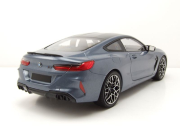 Minichamps 110029024 BMW M8 Coupe F92 2020 blue metallic 1:18 Modellauto