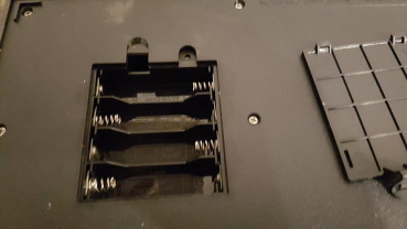 Preview: Kunststoff Vitrine mit Beleuchtung für 1/18 Modellautos T9-189922 Schaukasten