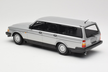 Minichamps 155171416 VOLVO 240 GL Break 1986 silber 1:18 limitiert 1/414 Modellauto