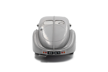 Preview: Bugatti Atlantic Typ 57 SC 1937 silver 1:18 Modelcar Solido 421182240