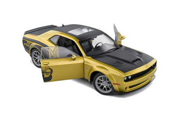 Dodge Challenger R/T Scat Pack Widebody Streetfighter Goldrush 2020 gold 1:18  Modelcar Solido 421182670