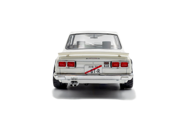 Nissan Skyline (C10) Hakosuka white 1:18 Solido 421186482 Modelcar
