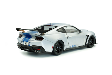 Shelby Mustang Super Snake grau 1:18 Modellauto Solido 421186567