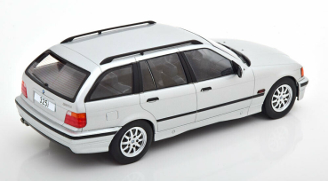 MCG BMW 325i 3er Touring 1995 silver 1:18 Modellauto 18156