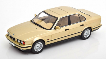 MCG BMW 530i 5er E34 1992 beige metallic 1:18 Modellauto 18159
