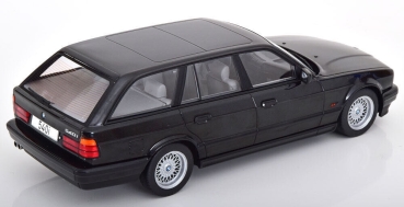 MCG BMW Touring 5er E34 1991 black metallic 1:18 modelcar18329