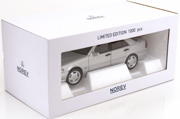 Norev 183380 Mercedes C36 AMG W202 1993 silber 1:18 limitiert 1/1000 Modellauto