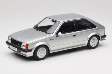 Preview: MCG Opel Kadett D GTE 1979-1984 silver 1:18 modelcar 18533 Preview: MCG Opel Kadett D GTE 1979-1984 silver 1:18 modelcar 18533