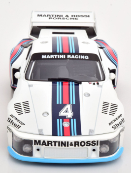 Norev 187480 Porsche 935 #4 6h Watkins 1976 Martini Glen Stommelen Schurti 1:18 limited 1/1000 modelcar
