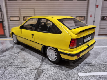 Norev Opel Kadett E GSI 1987 gelb 1:18 limited 1/500 Modellauto