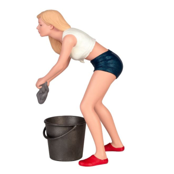 Atlantic 1:18 Figur Lola Frau die Auto wäscht für Modellbau Diorama