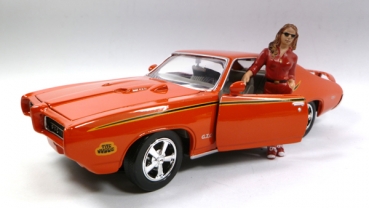 American Diorama 23836 Figur Car Model Victoria - 1:24 limitiert 1/1000