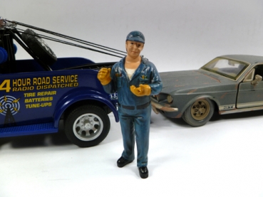 American Diorama 23906 Figur Tow Truck Driver Bill - 1:24 limitiert 1/1000
