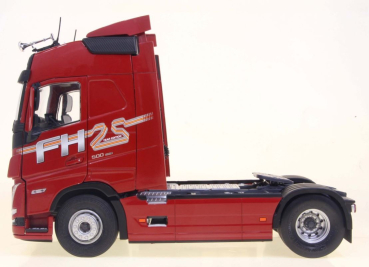 Volvo Trucks Globetrotter 25 years edition red 1:24  Solido 421240203 Modelcar