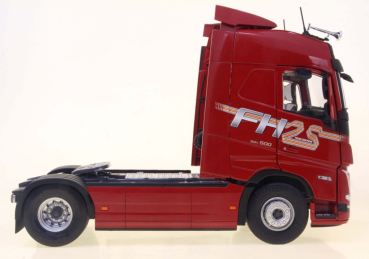 Volvo Trucks Globetrotter 25 years edition red 1:24  Solido 421240203 Modelcar