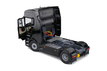 Scania 580S Highline 2023 black 1:24  Solido 421240060 Modelcar