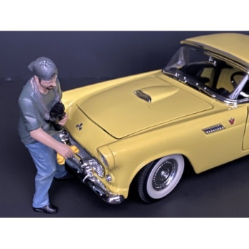 American Diorama 38215 Weekend Car Show Figure 7 - 1:18 Figur 1/1000