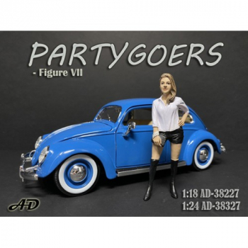 American Diorama 38327 Partygoers Frau in schwarzen Hotpants Figur 1:24 Figur 1/1000