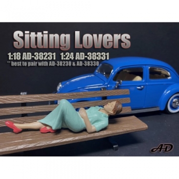 American Diorama 38231 Sitting Lovers Liegende Frau 1:18 Figur 1/1000