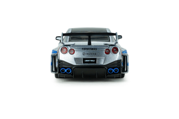 Preview: Nissan GTR35 2020 silber 1:43 Modellauto Solido 421438331