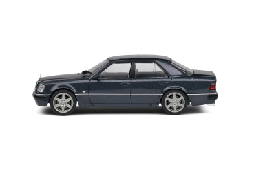 Mercedes-Benz (W124) E60 AMG Schwarz Metal 1994 1:43 Modellauto Solido 421437370