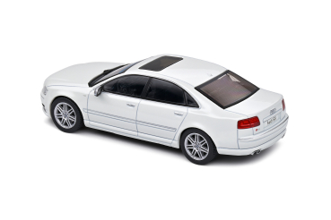 Audi D3 S8 2010 weiß 1:43 Modellauto Solido 421437700