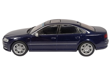 Audi D3 S8 2010 blau 1:43 Modellauto Solido 421438211