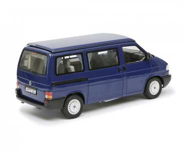 VW T4 Westfalia Camper blue 1:18 Modelcar Schuco 450042100